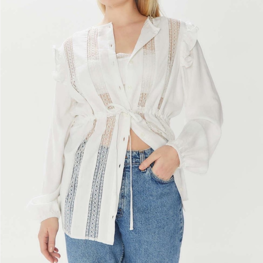 UO boho gauze eyelet inset tie up blouse size M